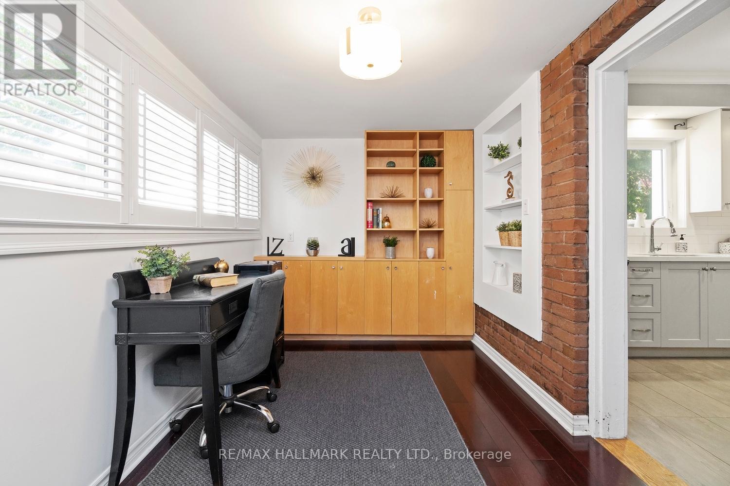 646 Beresford Avenue, Toronto, Ontario  M6S 3C3 - Photo 6 - W12459412
