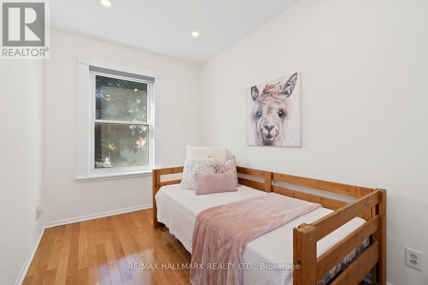 646 Beresford Avenue, Toronto, Ontario  M6S 3C3 - Photo 9 - W12459412