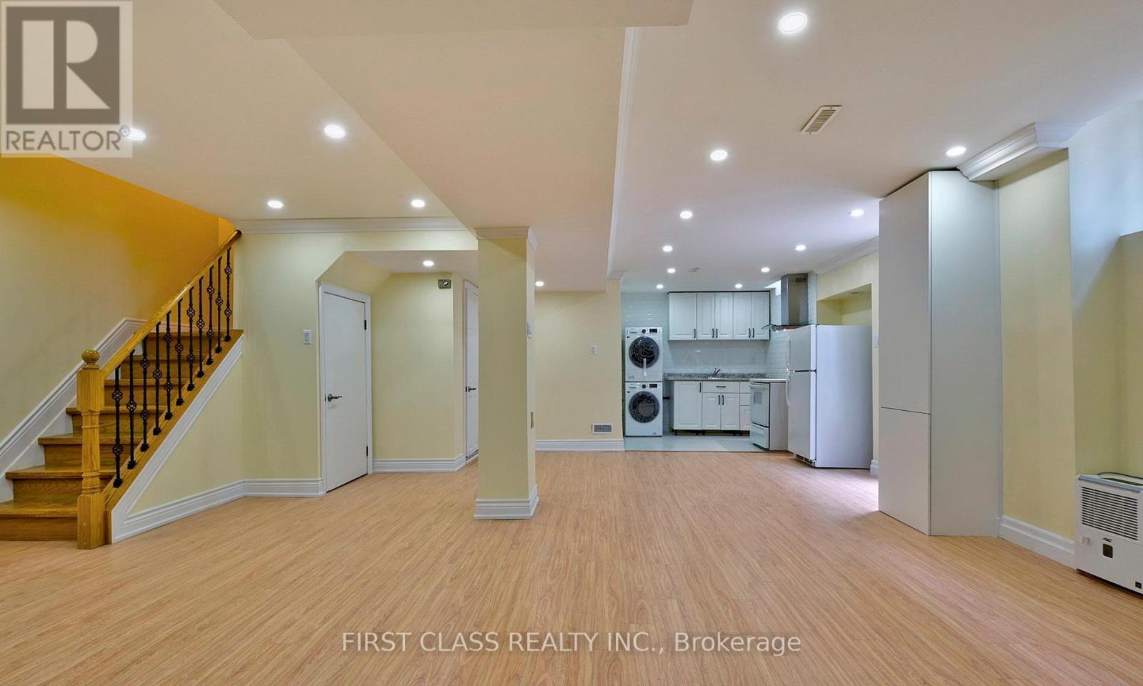 Lower - 1200 Rushbrooke Drive, Oakville, Ontario  L6M 1K9 - Photo 3 - W12459426
