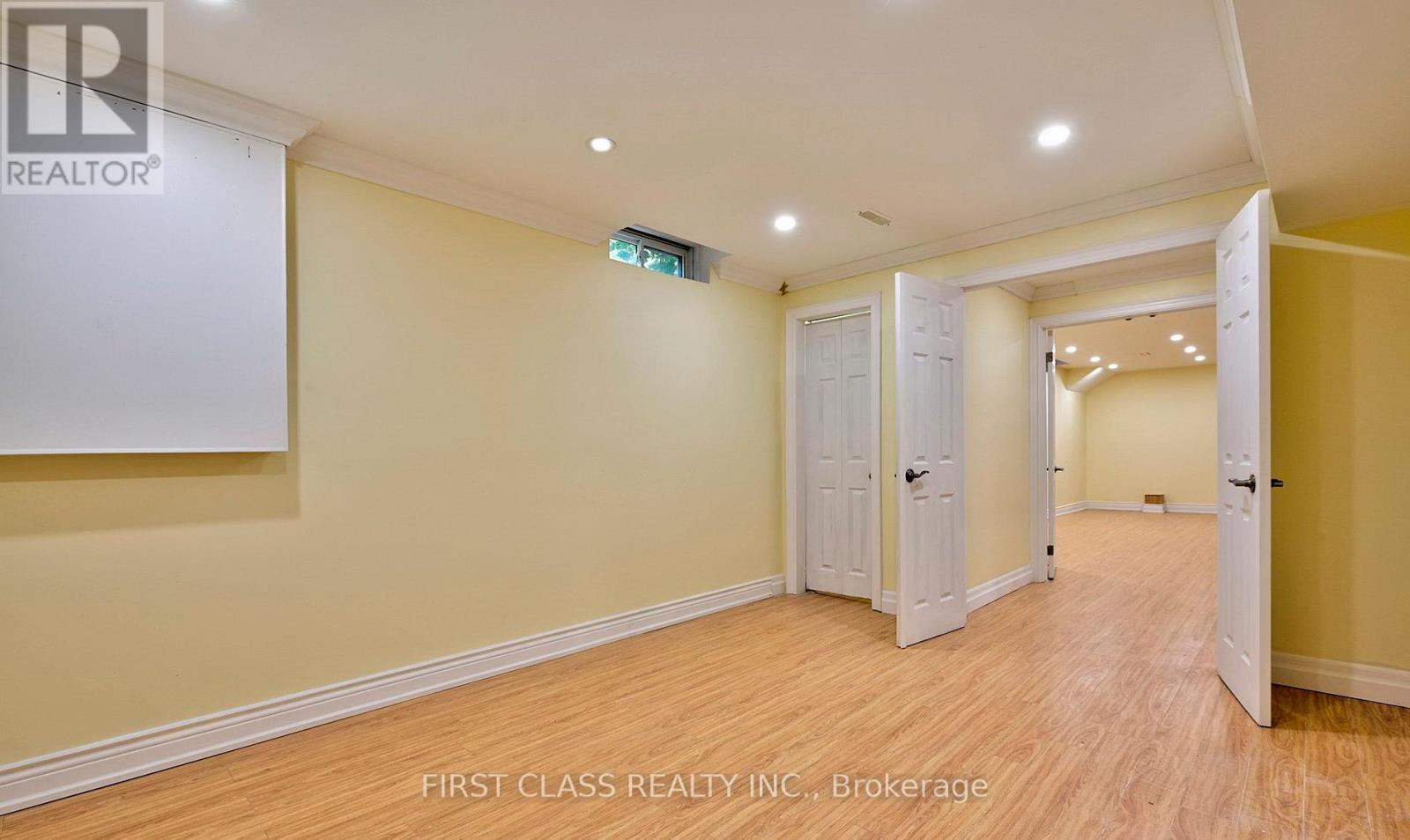 Lower - 1200 Rushbrooke Drive, Oakville, Ontario  L6M 1K9 - Photo 9 - W12459426