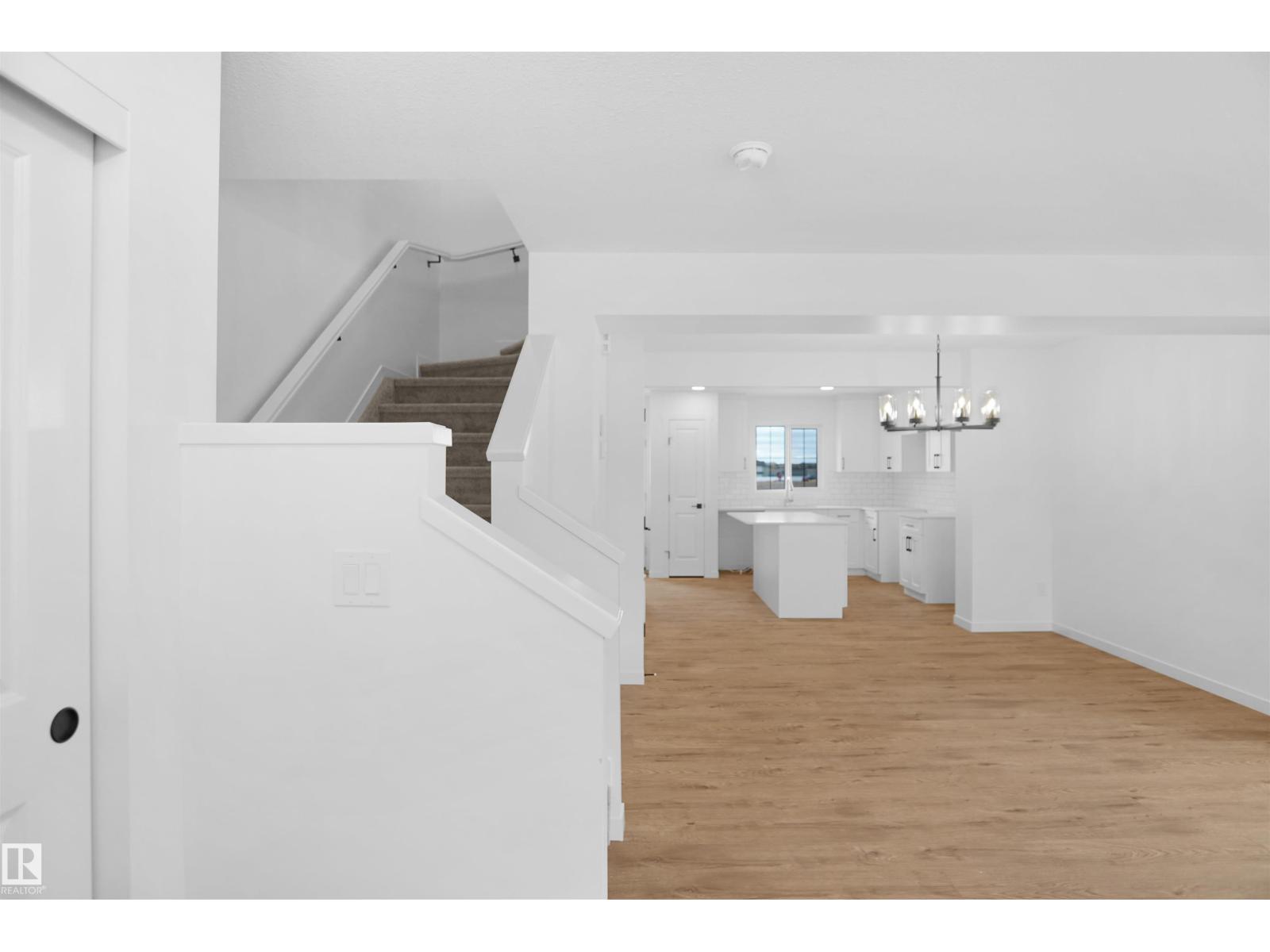 140 Ficus Wy, Fort Saskatchewan, Alberta  T8L 0Z6 - Photo 4 - E4447097