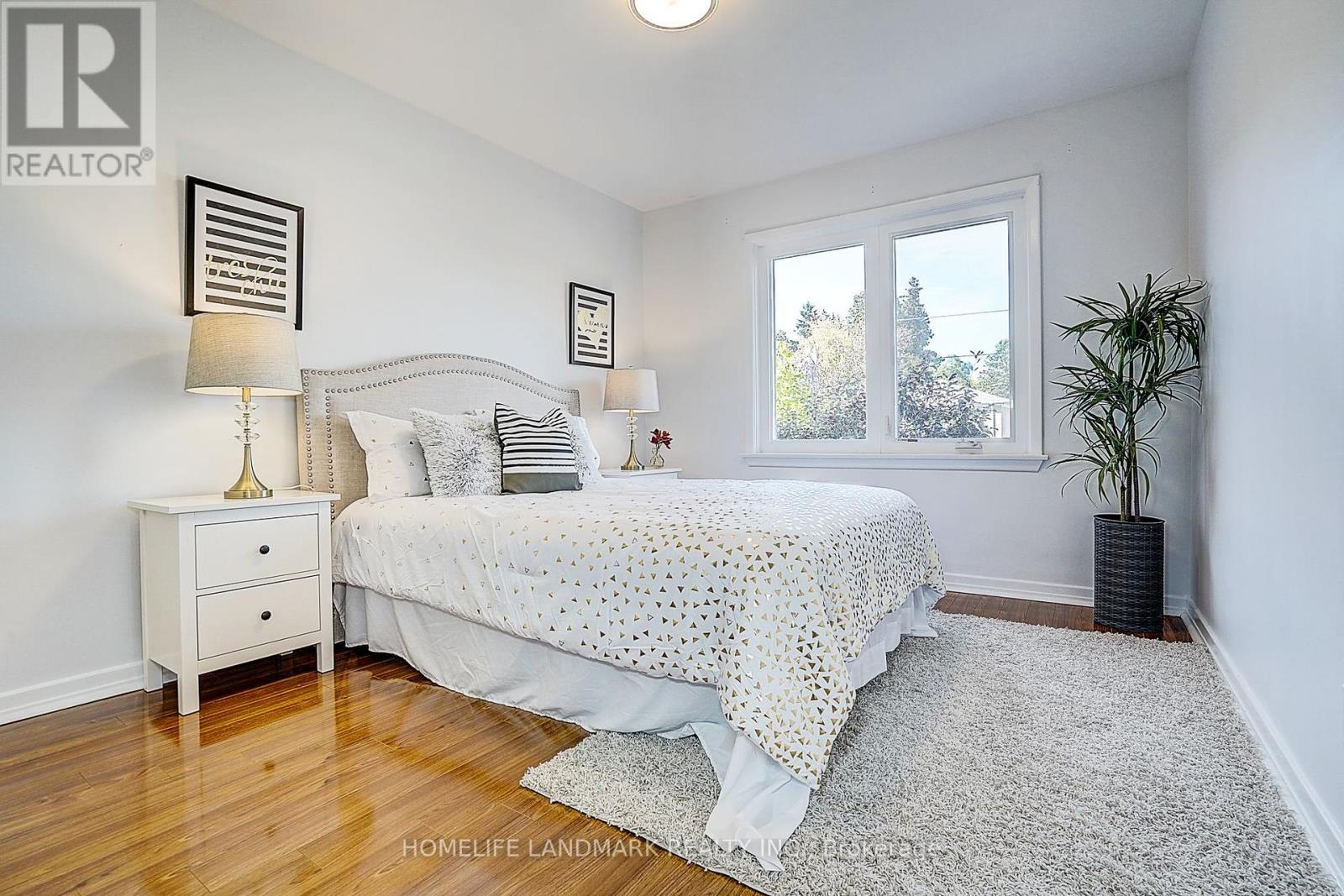 181 Searle Avenue, Toronto, Ontario  M3H 4B5 - Photo 15 - C12459428