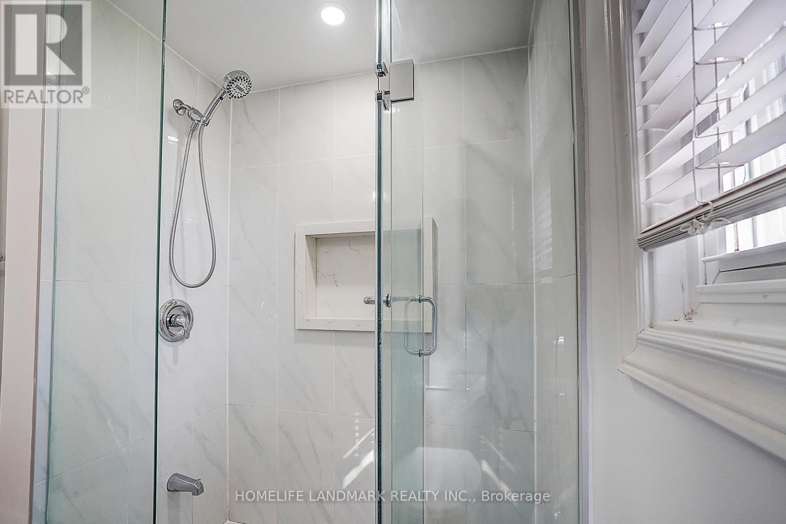 181 Searle Avenue, Toronto, Ontario  M3H 4B5 - Photo 23 - C12459428