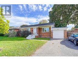 181 Searle Avenue, Toronto (Bathurst Manor), Ca