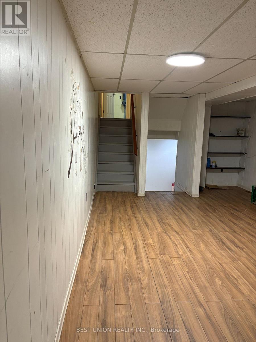 LOWER UNIT - 299 GOLDENWOOD ROAD E, Toronto, Ontario