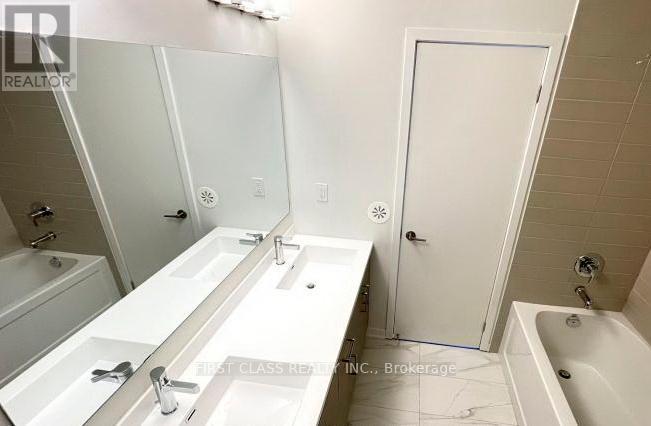 Th143 - 31 Almond Blossom Mews, Vaughan, Ontario  L4K 0N7 - Photo 13 - N12459430