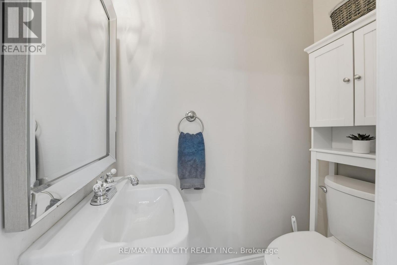 118 Mary Street, Brantford, Ontario  N3S 3B7 - Photo 15 - X12459432