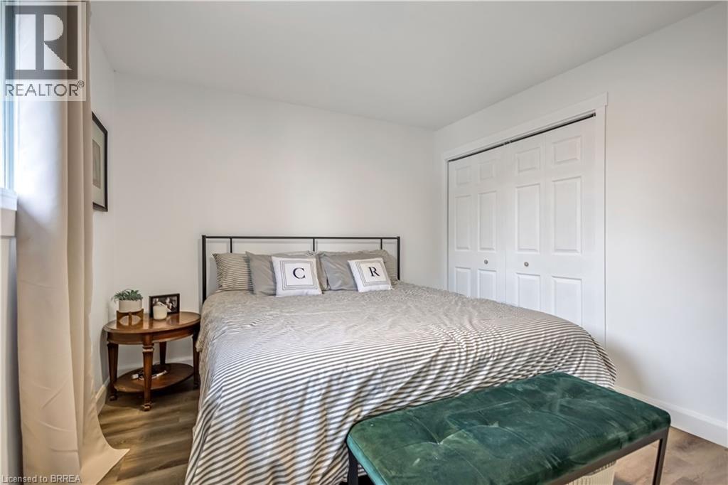 Photo 18 of 41 for 31 Parkview Heights