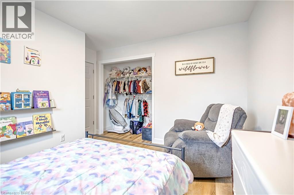 Photo 21 of 41 for 31 Parkview Heights