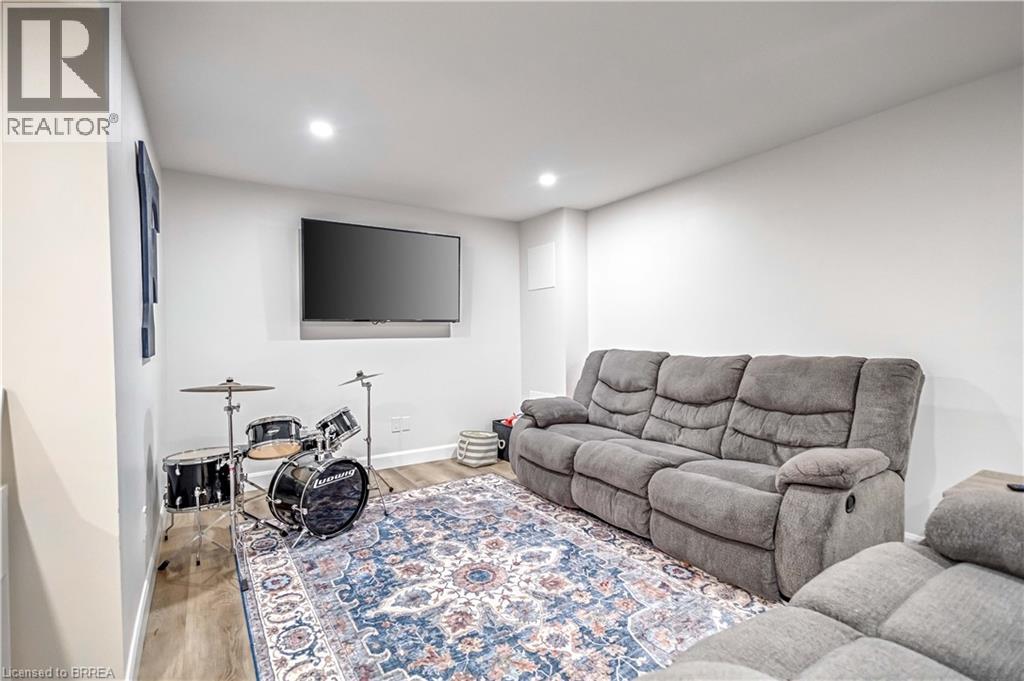 Photo 25 of 41 for 31 Parkview Heights