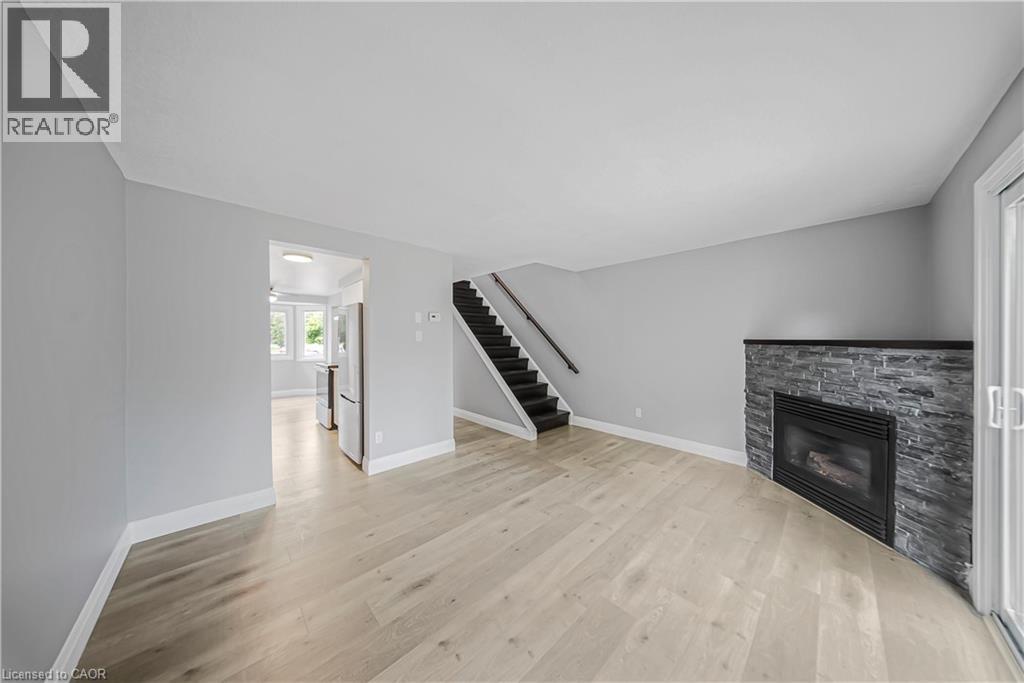 750 Erinbrook Drive Unit# 14, Kitchener, Ontario  N2E 2S7 - Photo 12 - 40753065