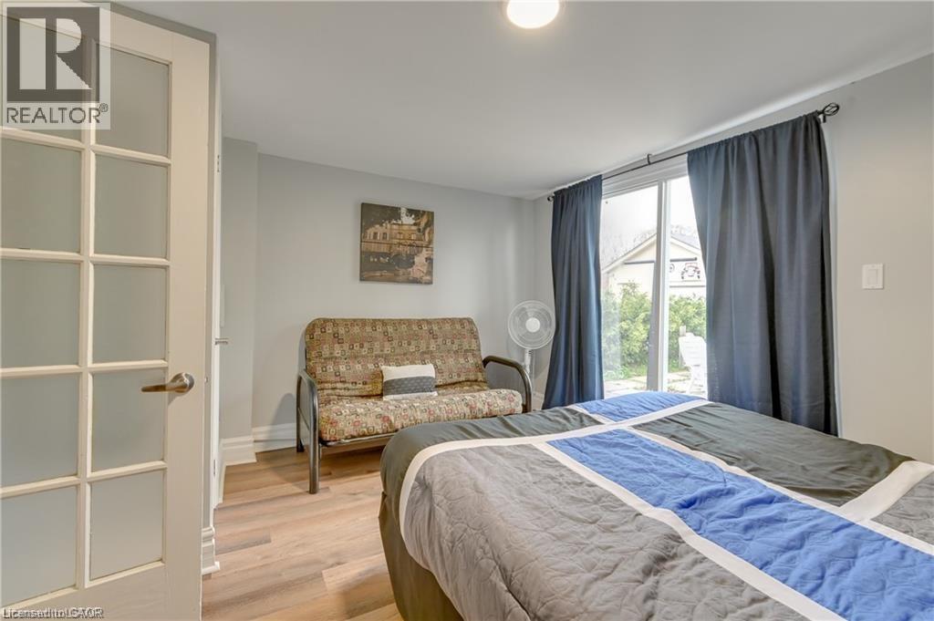 Photo 17 of 40 for 12 Cartwright Street