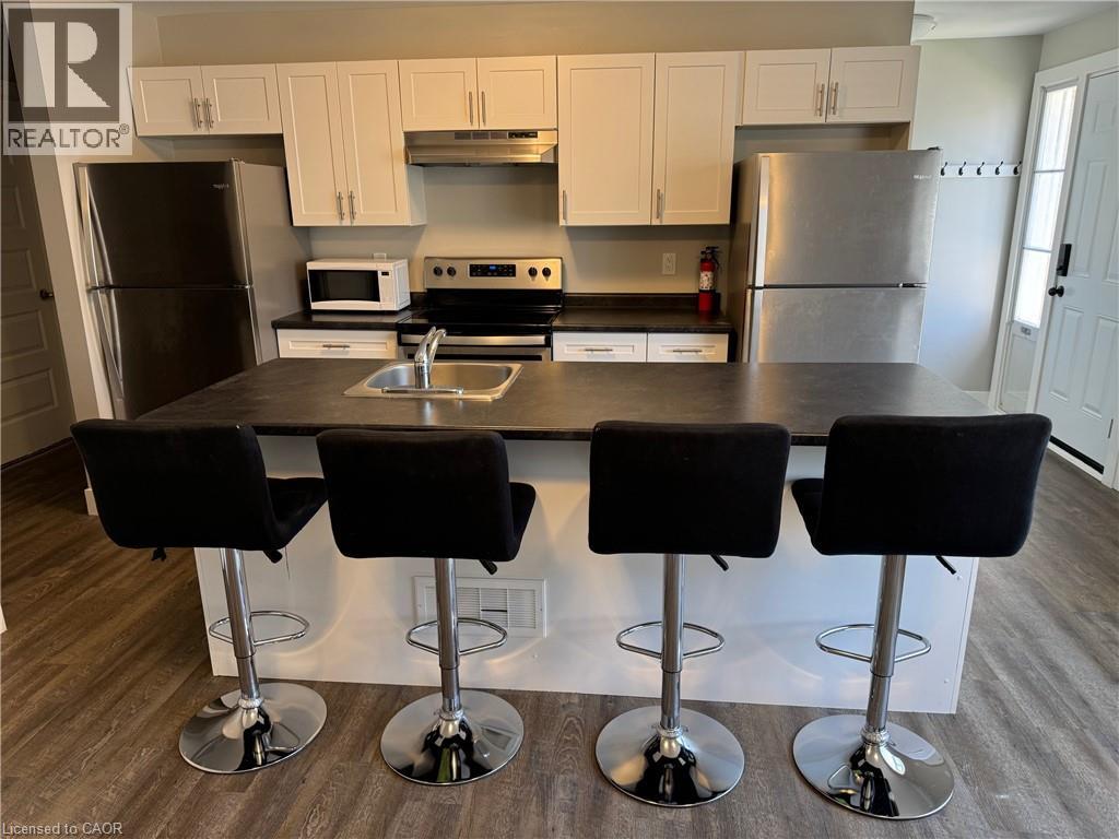 20 Oxford Street W, London, Ontario  N6H 1P9 - Photo 3 - 40778614