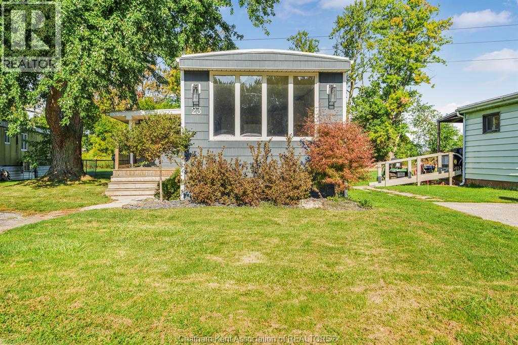 23 Regency Drive, Chatham, Ontario  N7L 4E4 - Photo 3 - 25023314