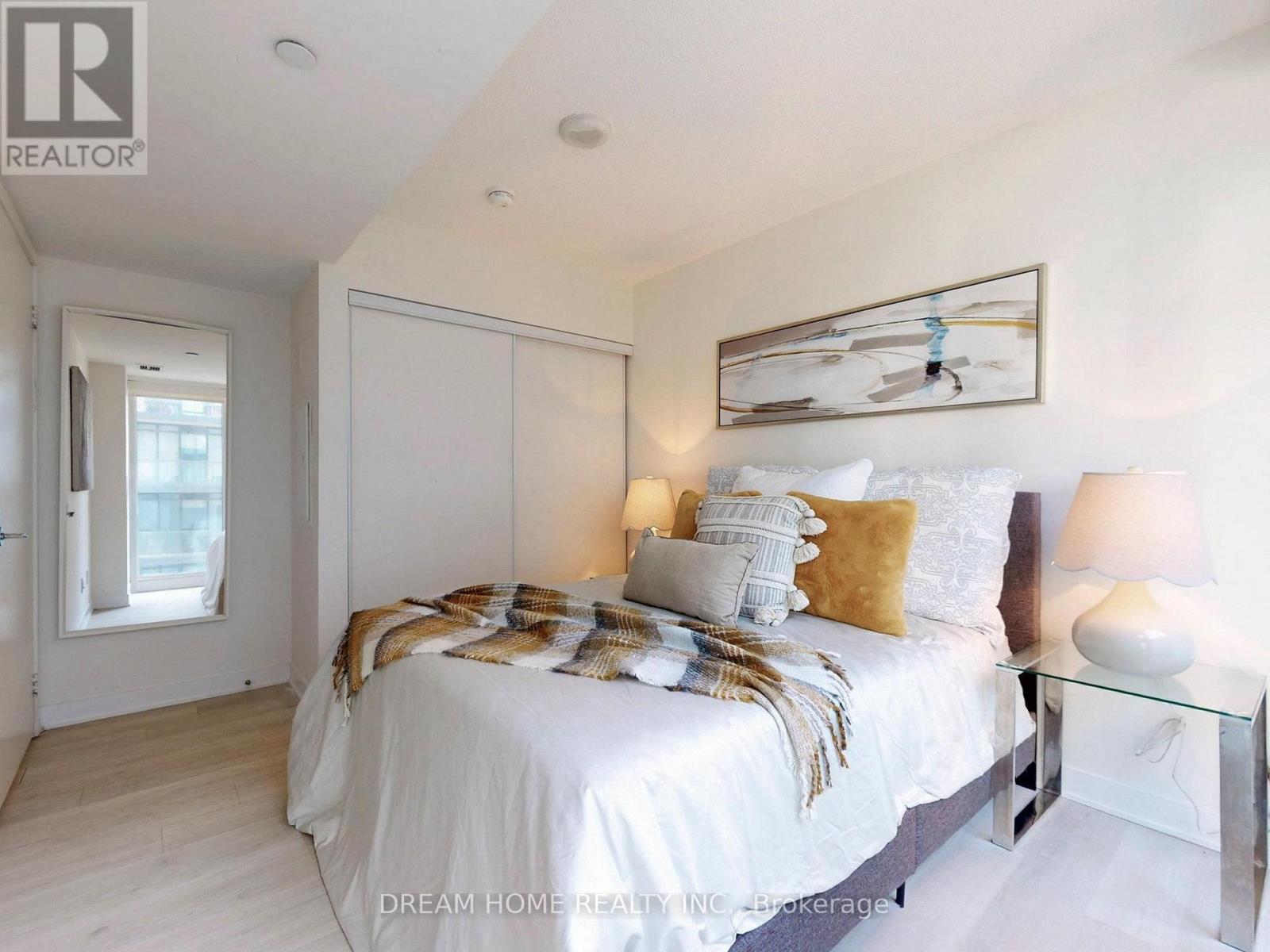 #508 - 70 Queens Wharf Road, Toronto, Ontario  M5V 0J2 - Photo 17 - C12459441