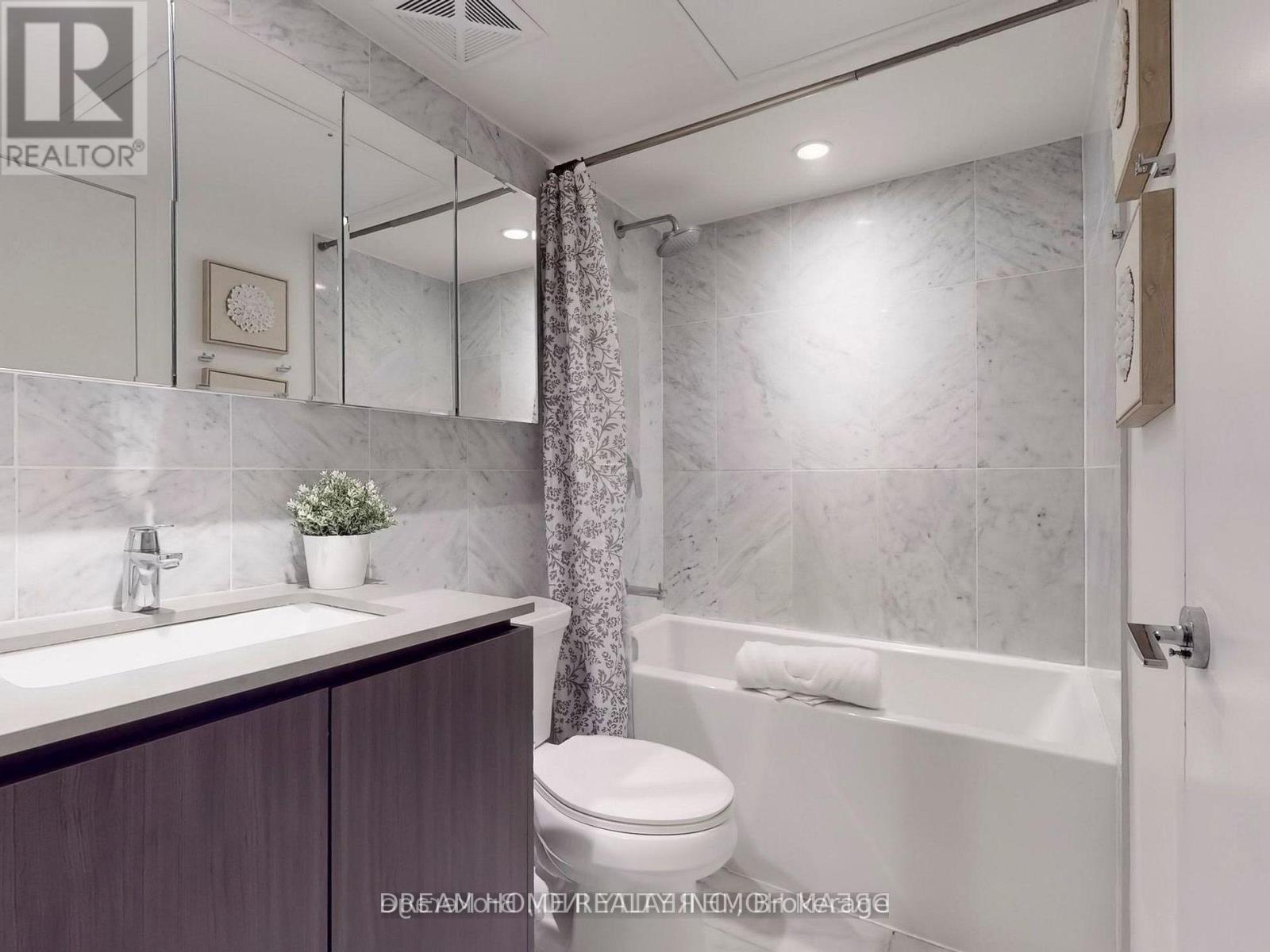#508 - 70 Queens Wharf Road, Toronto, Ontario  M5V 0J2 - Photo 3 - C12459441
