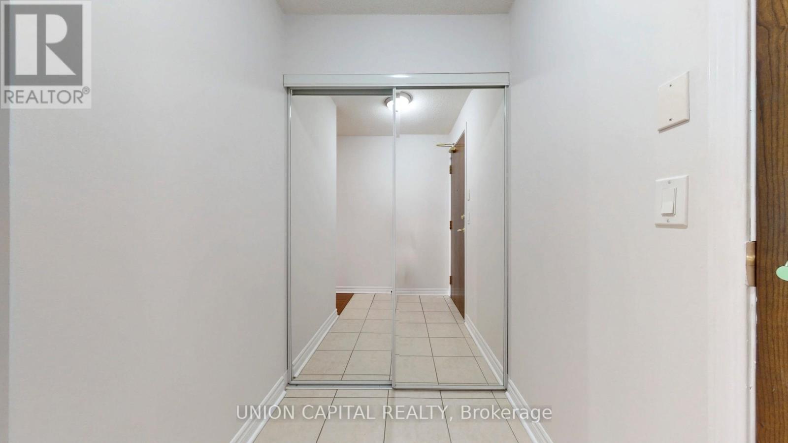 1609 - 18 Kenaston Gardens, Toronto, Ontario  M2K 3C7 - Photo 6 - C12459443
