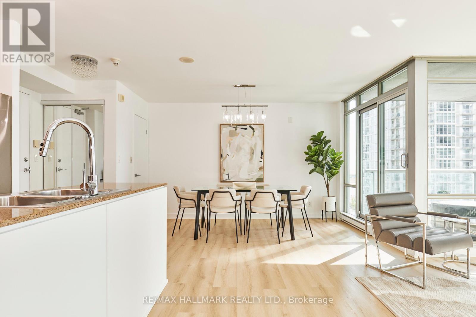 2306 - 81 Navy Wharf Court, Toronto, Ontario  M5V 3S2 - Photo 7 - C12459445