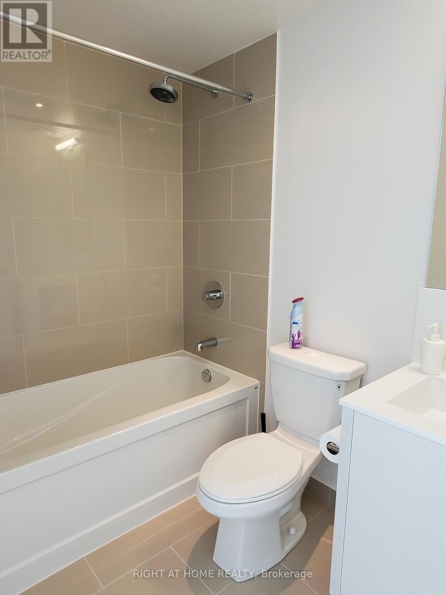 5408 - 100 Harbour Street, Toronto, Ontario  M5J 2T5 - Photo 6 - C12459467