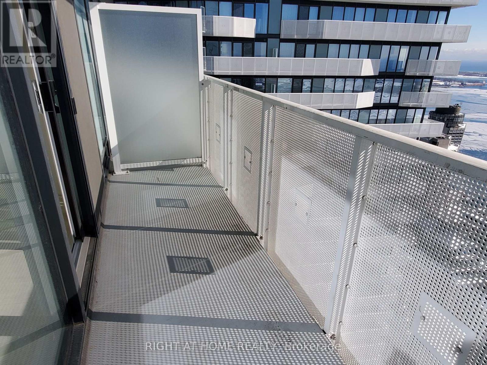 5408 - 100 Harbour Street, Toronto, Ontario  M5J 2T5 - Photo 9 - C12459467