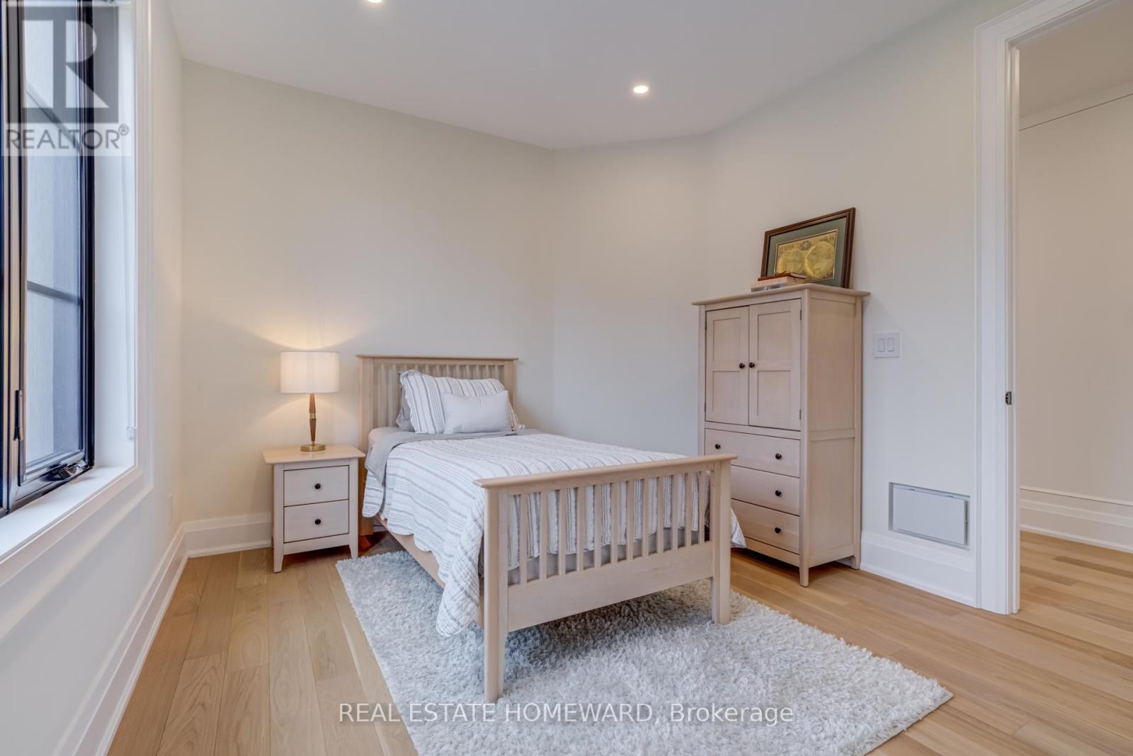 5 Taylor Drive, Toronto, Ontario  M4C 3B4 - Photo 32 - E12459465