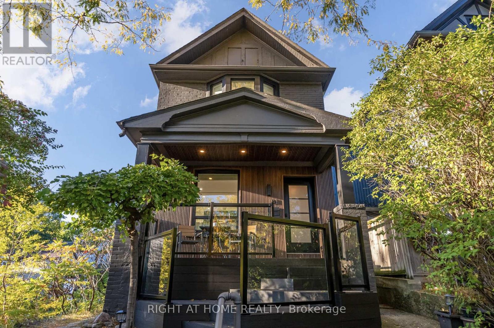 84 BOULTBEE AVENUE, Toronto, Ontario