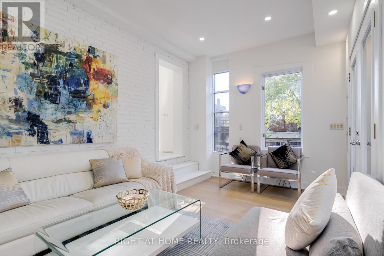 84 Boultbee Avenue, Toronto, Ontario  M4J 1B3 - Photo 21 - E12459468