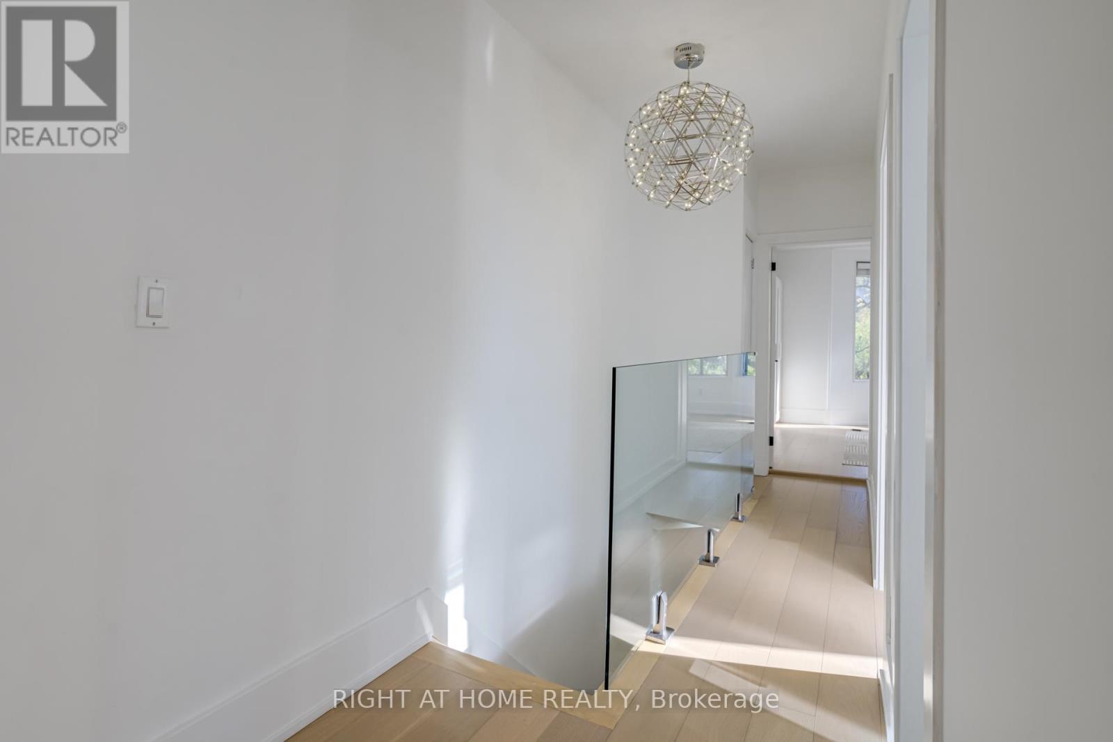 84 Boultbee Avenue, Toronto, Ontario  M4J 1B3 - Photo 24 - E12459468