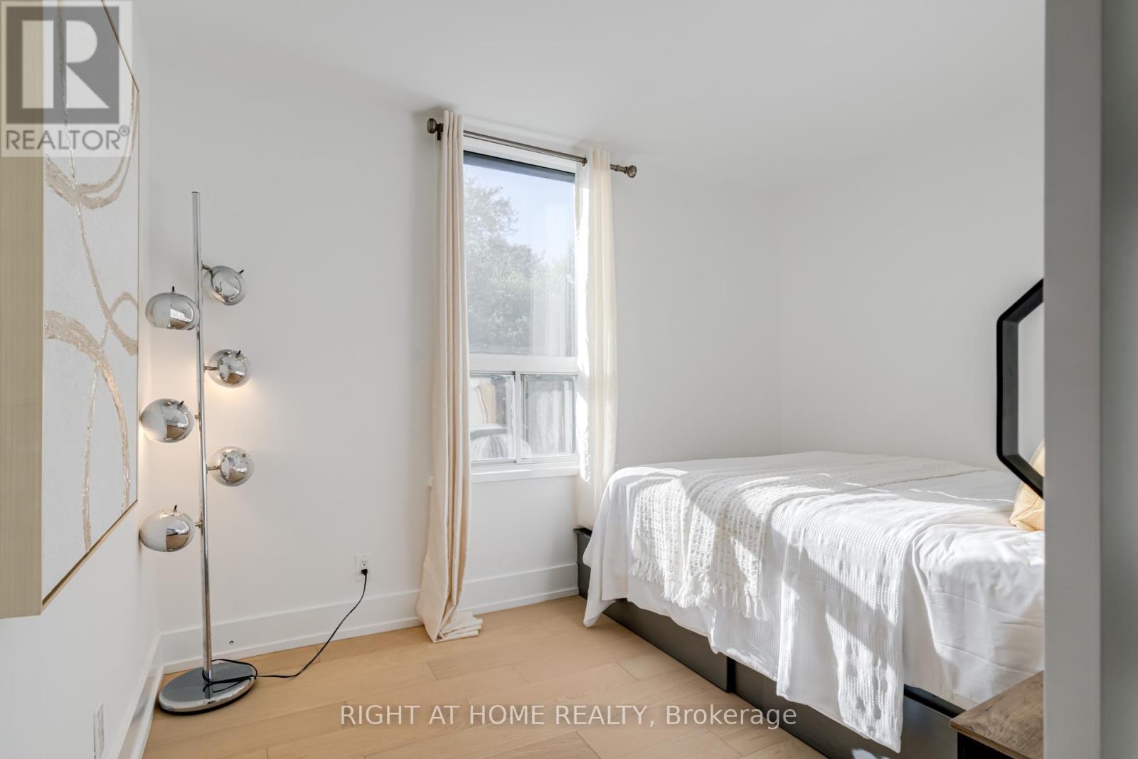 84 Boultbee Avenue, Toronto, Ontario  M4J 1B3 - Photo 34 - E12459468