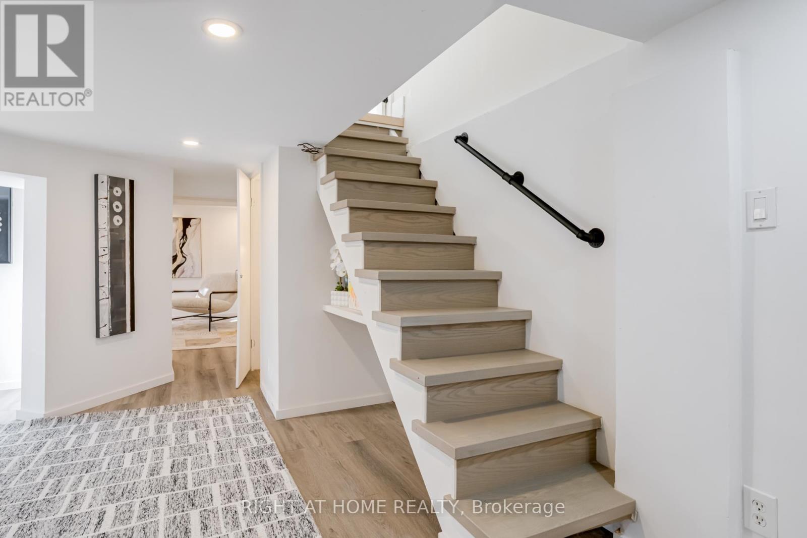 84 Boultbee Avenue, Toronto, Ontario  M4J 1B3 - Photo 37 - E12459468