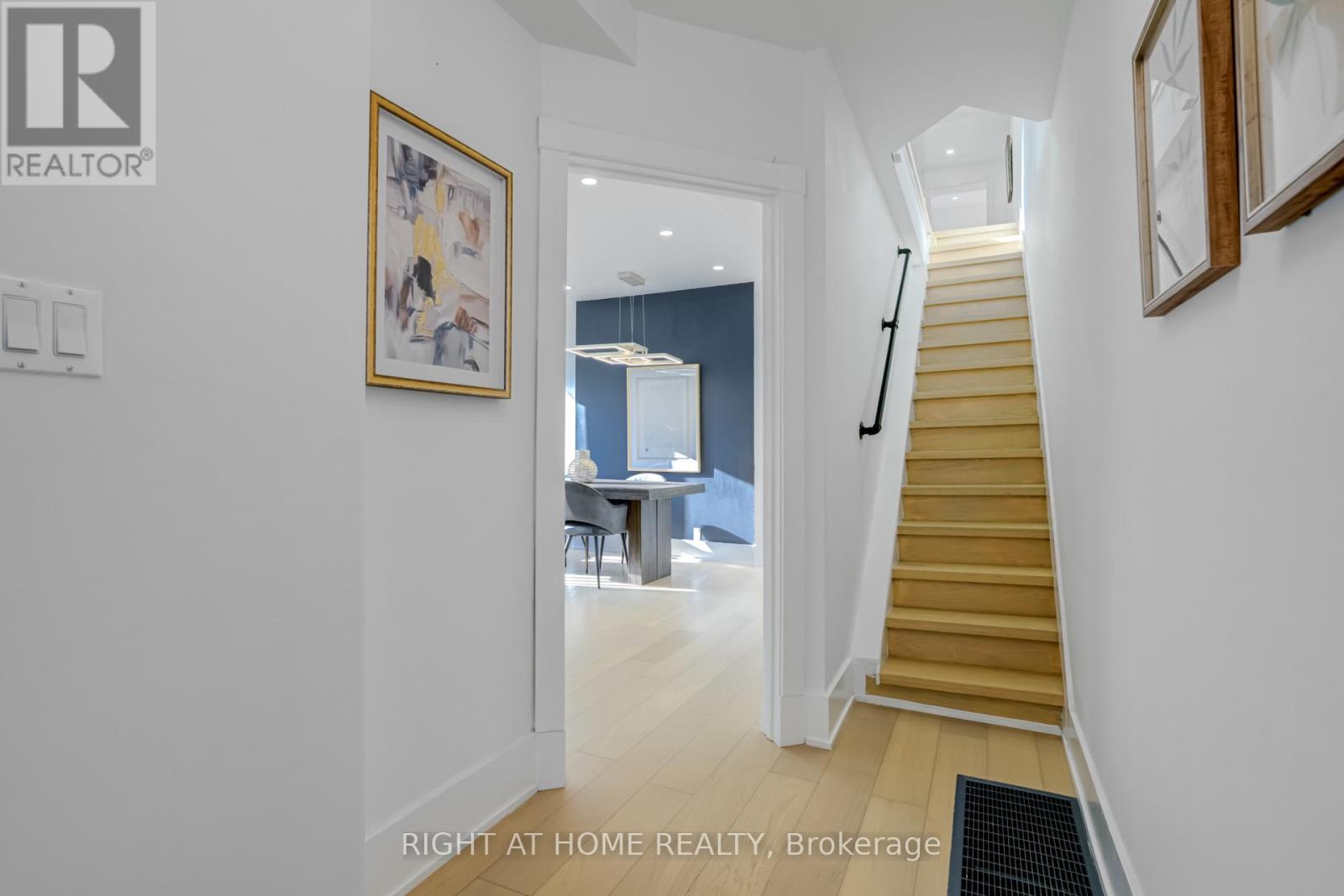 84 Boultbee Avenue, Toronto, Ontario  M4J 1B3 - Photo 9 - E12459468