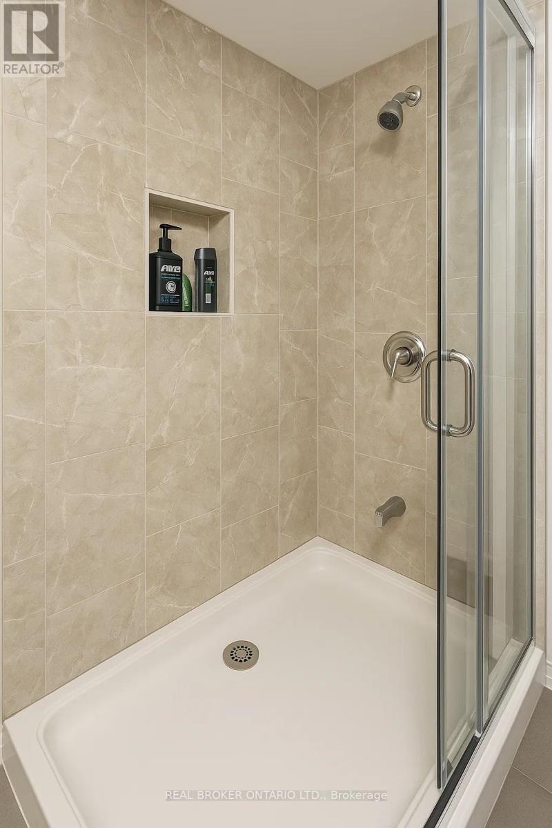 95 Porchester Drive, Toronto, Ontario  M1J 2R4 - Photo 8 - E12459473