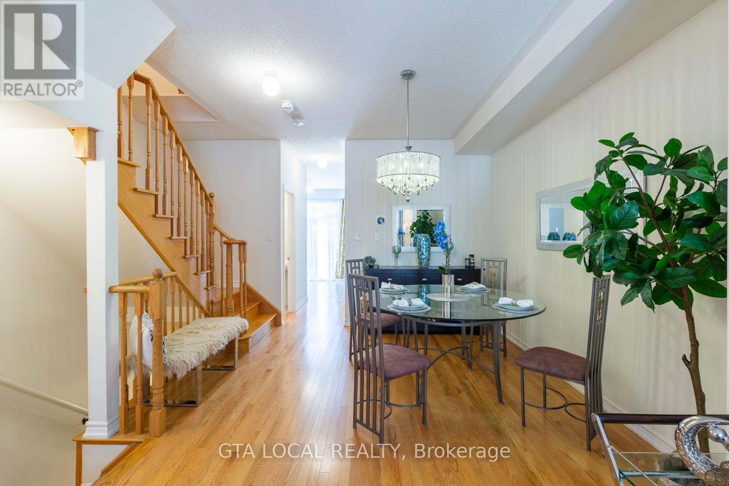 31 - 10 Porter Avenue W, Vaughan, Ontario  L4L 0H1 - Photo 11 - N12459457