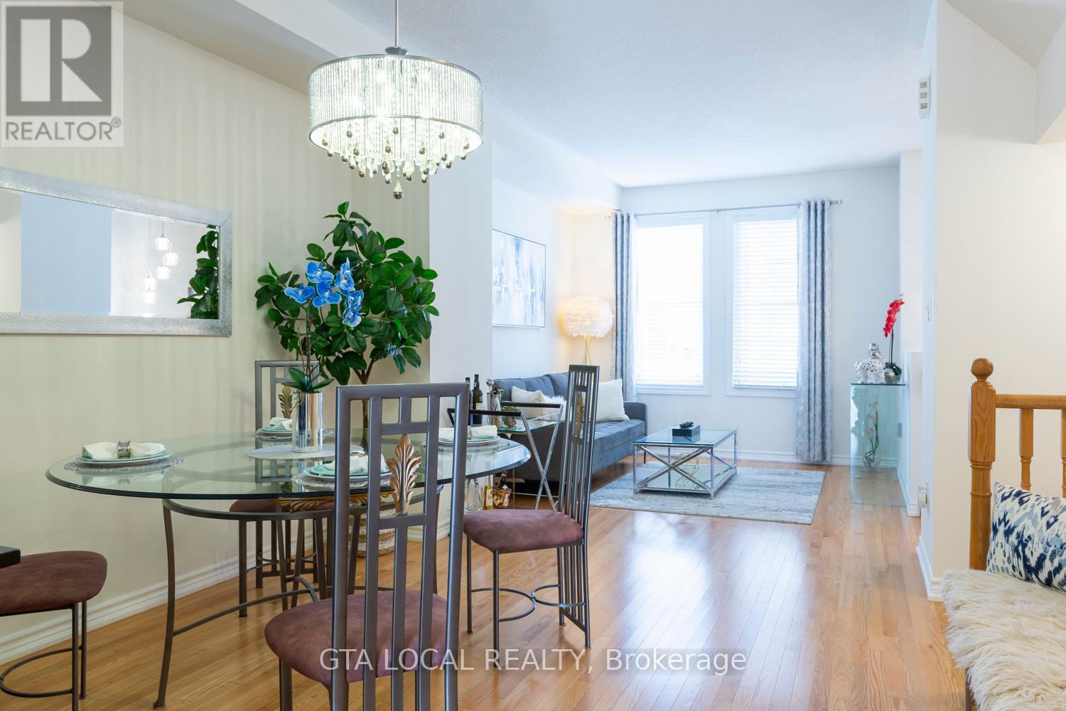 31 - 10 Porter Avenue W, Vaughan, Ontario  L4L 0H1 - Photo 13 - N12459457