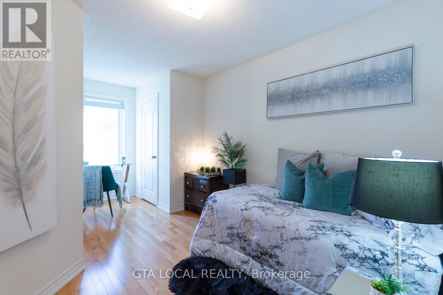 31 - 10 Porter Avenue W, Vaughan, Ontario  L4L 0H1 - Photo 26 - N12459457