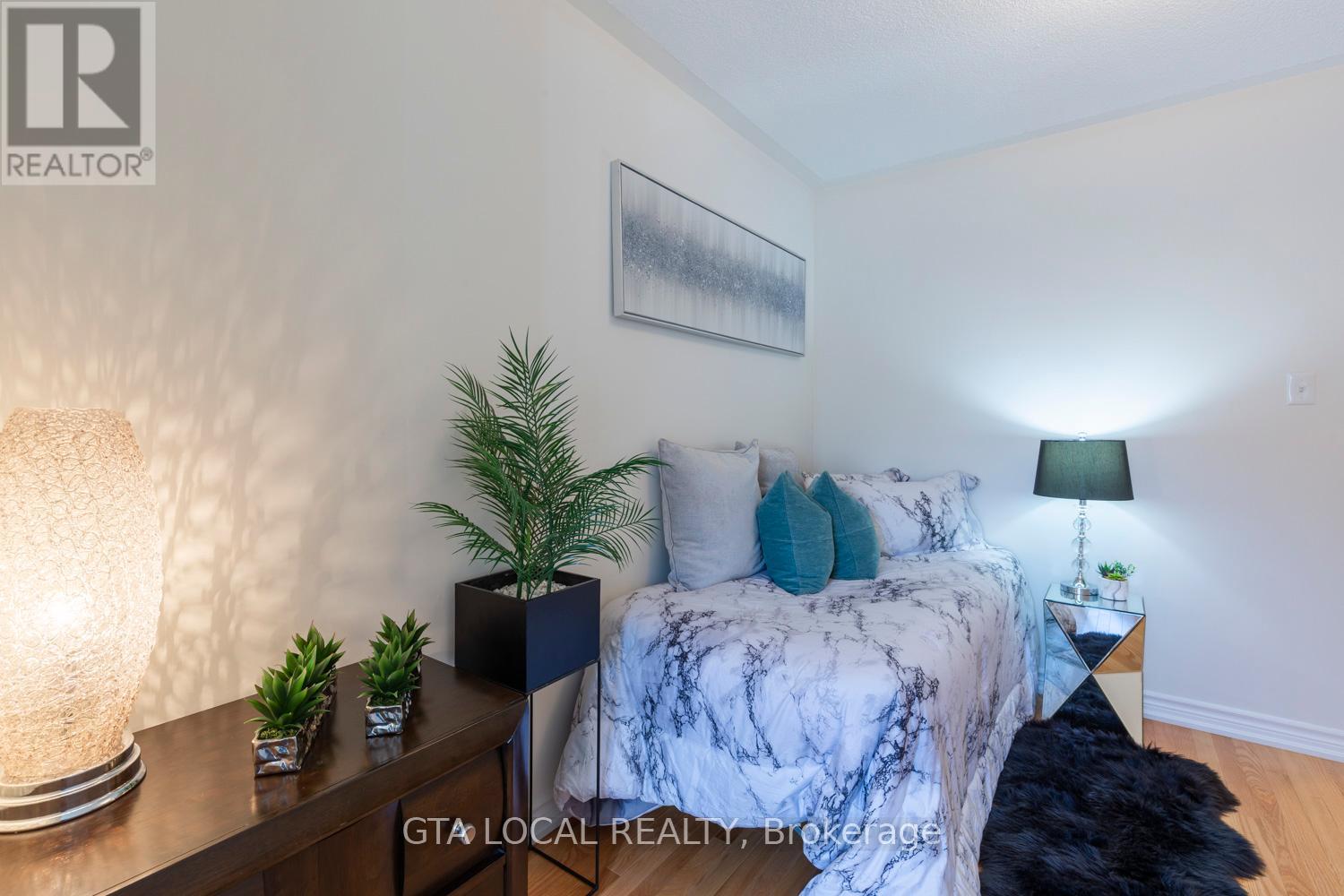 31 - 10 Porter Avenue W, Vaughan, Ontario  L4L 0H1 - Photo 27 - N12459457