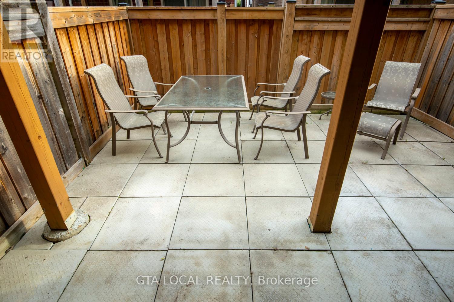 31 - 10 Porter Avenue W, Vaughan, Ontario  L4L 0H1 - Photo 35 - N12459457