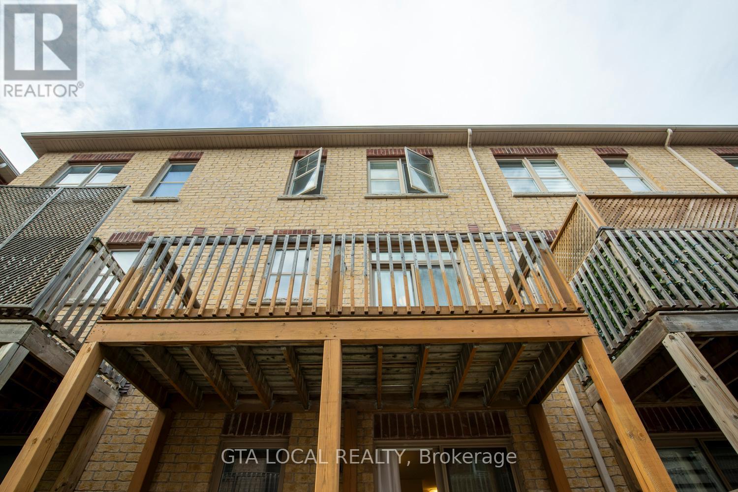 31 - 10 Porter Avenue W, Vaughan, Ontario  L4L 0H1 - Photo 39 - N12459457