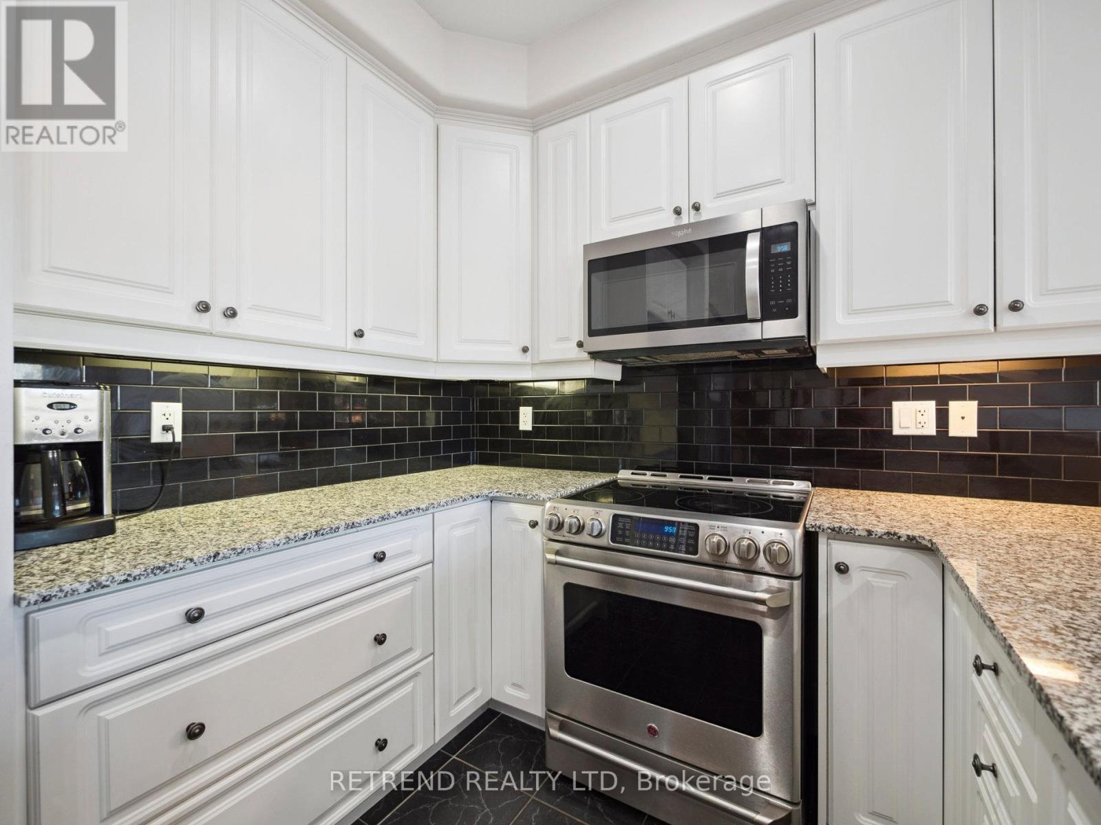 26 Golden Spruce Lane, Vaughan, Ontario  L6A 0J6 - Photo 16 - N12459471