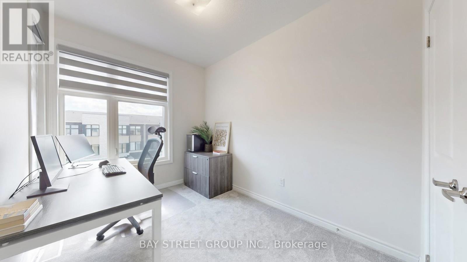 80 Puisaya Drive, Richmond Hill, Ontario  L4E 1L2 - Photo 24 - N12459474