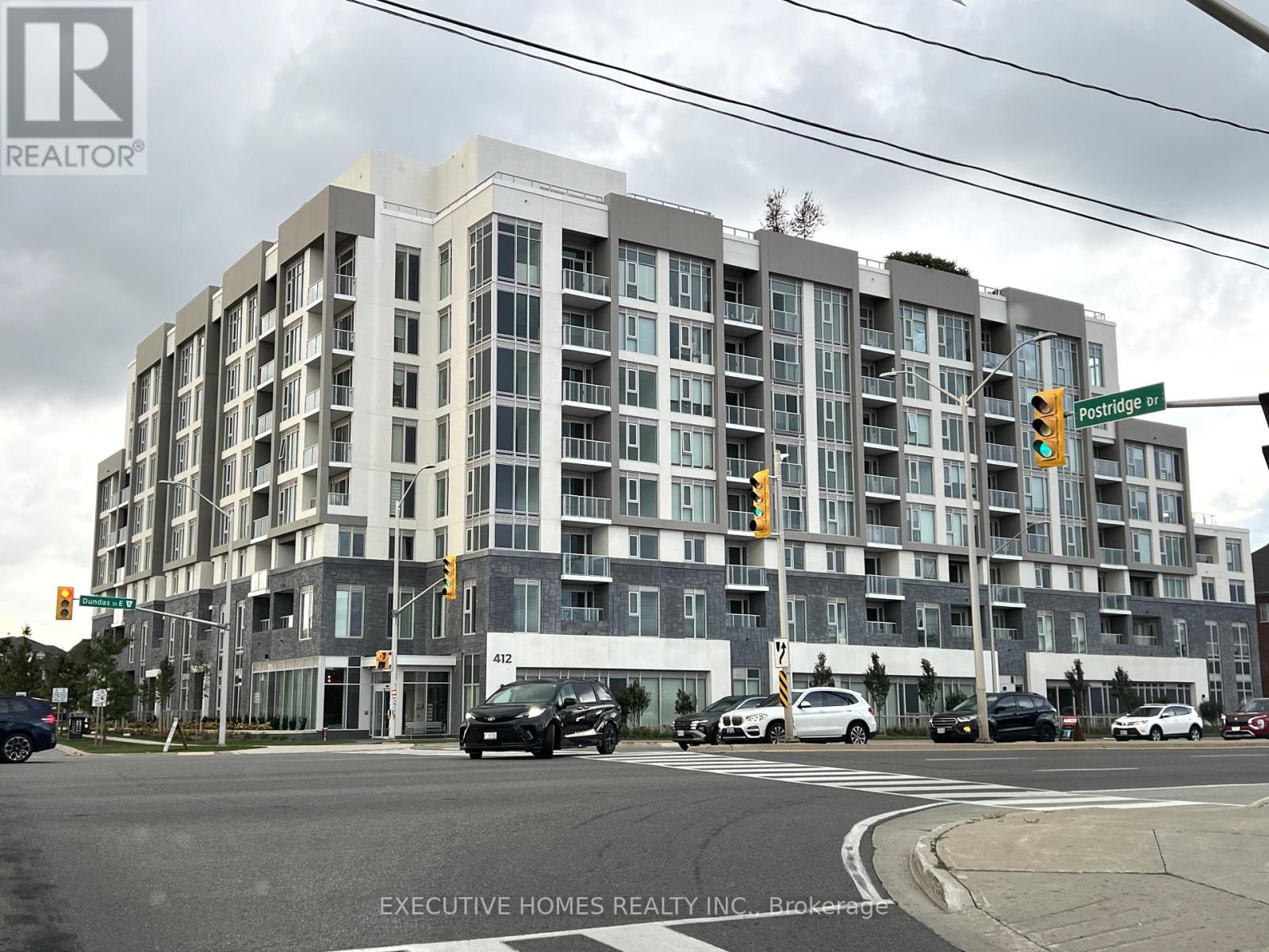 427 - 421 SILVER MAPLE ROAD, Oakville, Ontario