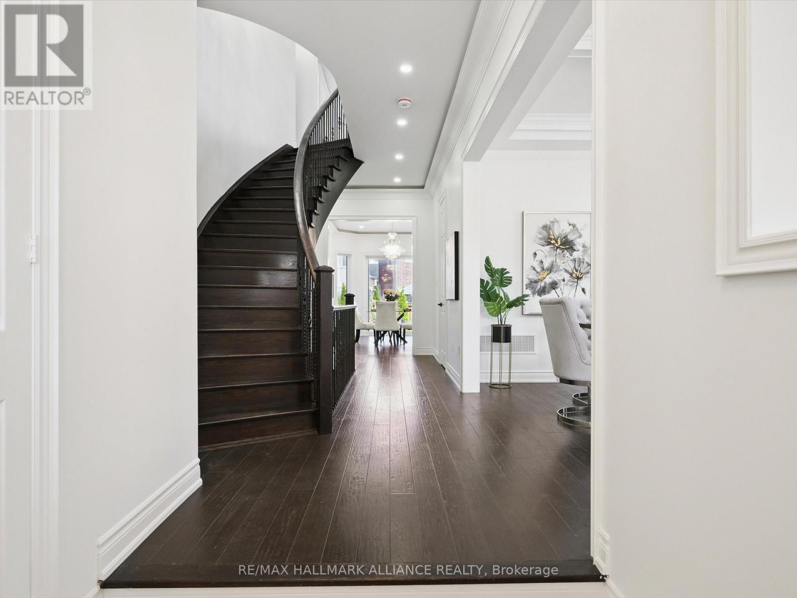3340 Meadow Marsh Crescent, Oakville, Ontario  L6H 0T5 - Photo 12 - W12459458