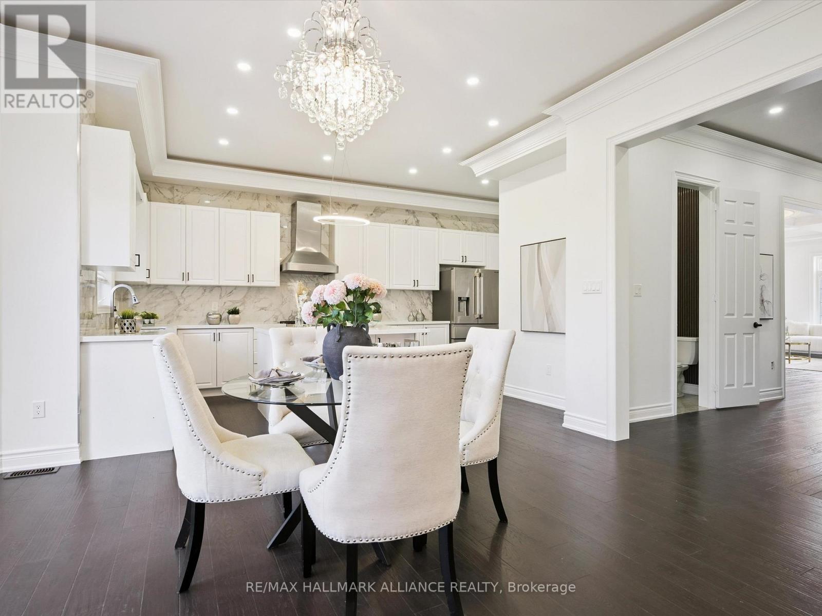 3340 Meadow Marsh Crescent, Oakville, Ontario  L6H 0T5 - Photo 18 - W12459458