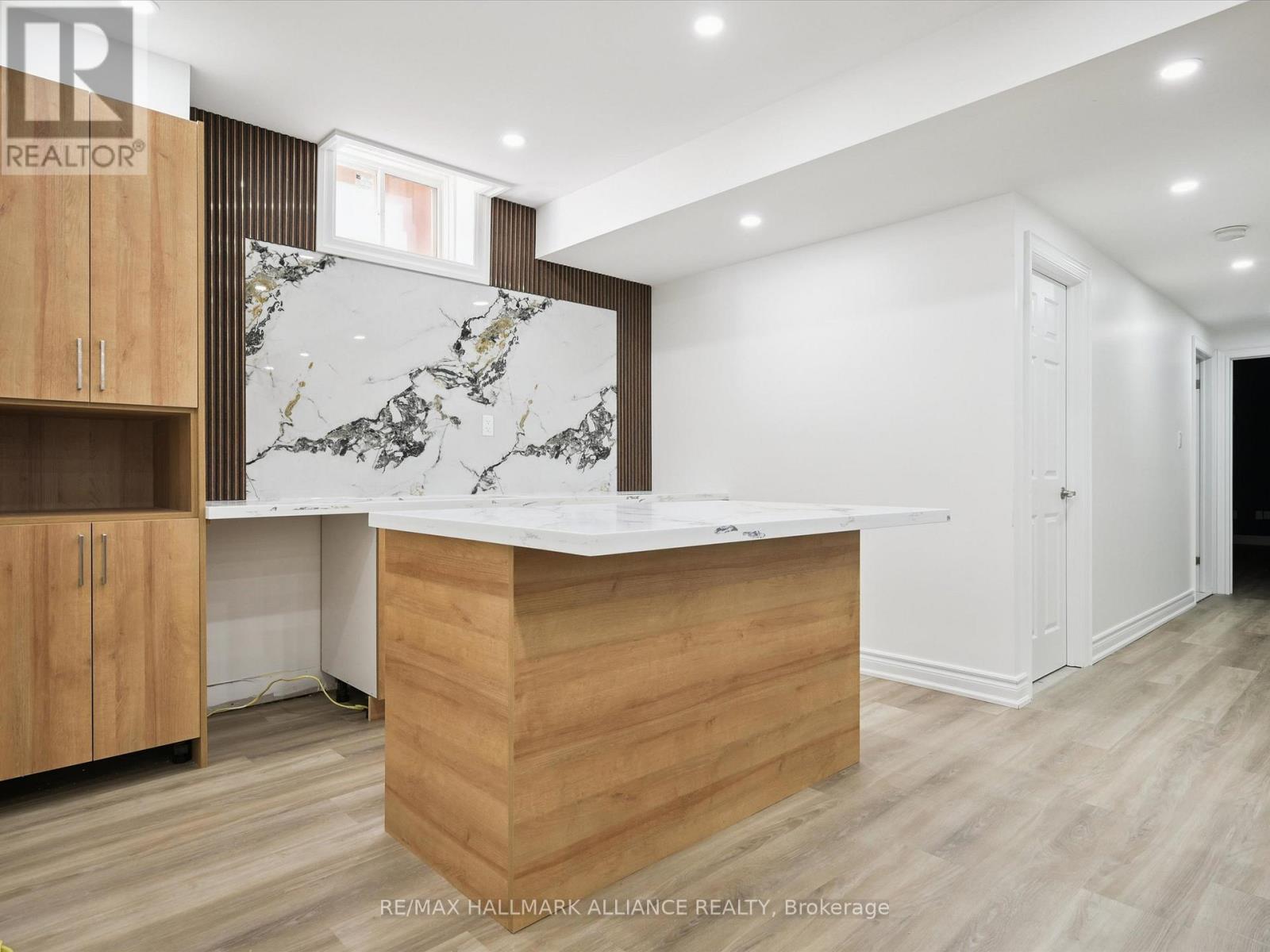 3340 Meadow Marsh Crescent, Oakville, Ontario  L6H 0T5 - Photo 42 - W12459458