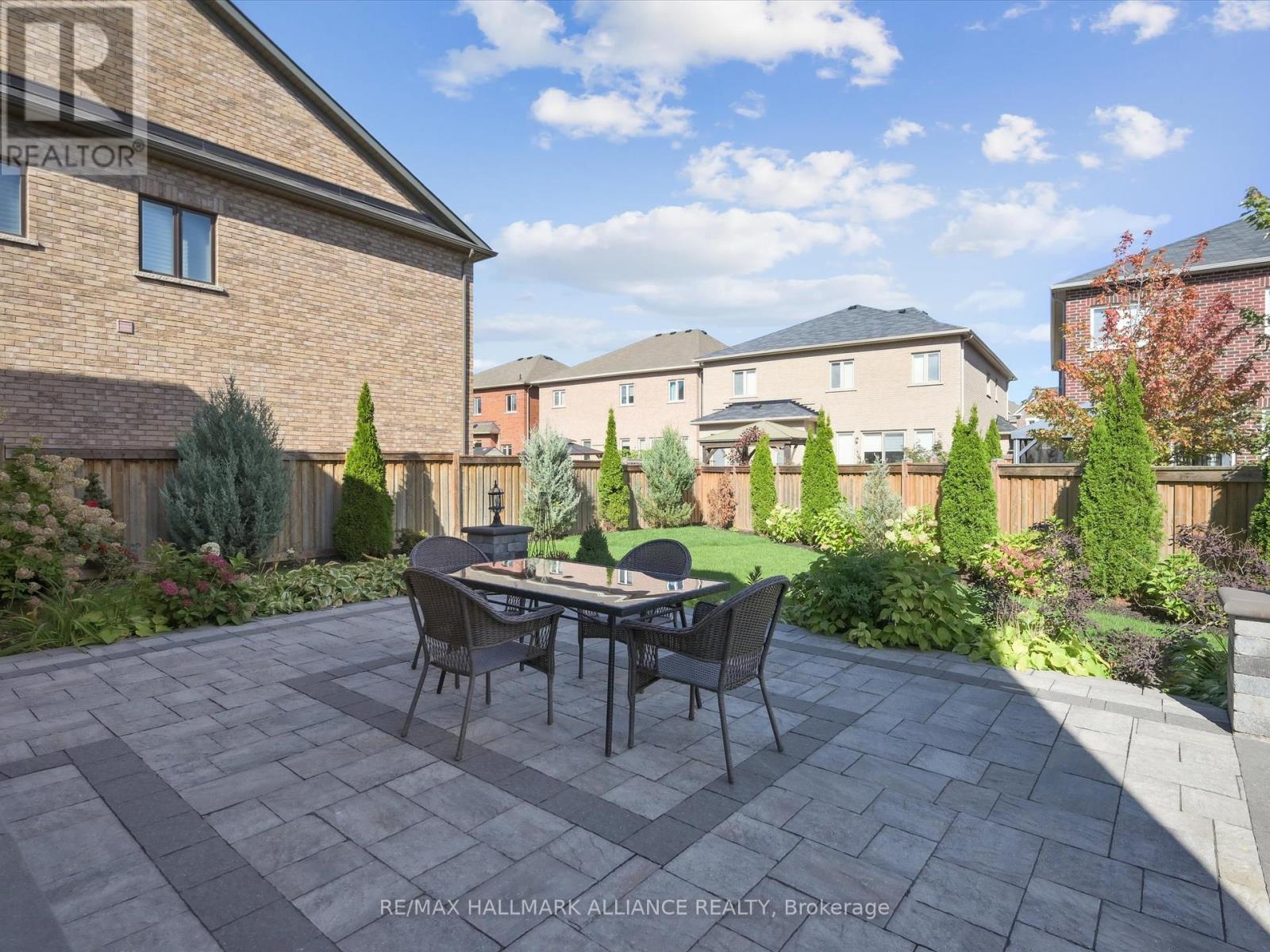 3340 Meadow Marsh Crescent, Oakville, Ontario  L6H 0T5 - Photo 46 - W12459458
