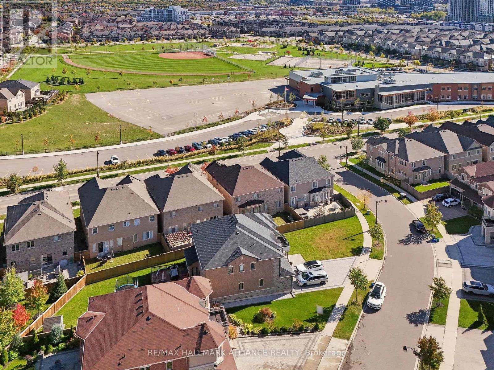 3340 Meadow Marsh Crescent, Oakville, Ontario  L6H 0T5 - Photo 47 - W12459458