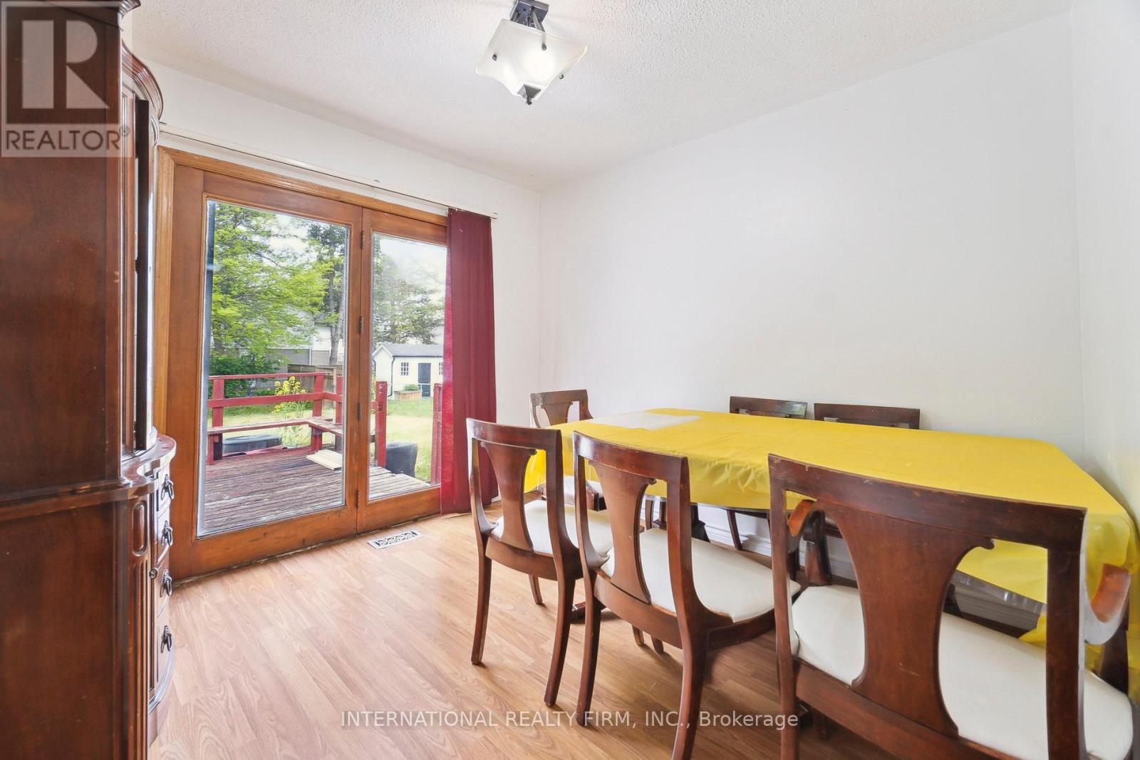 134 Garland Lane, London East, Ontario  N5V 3K8 - Photo 11 - X12459466