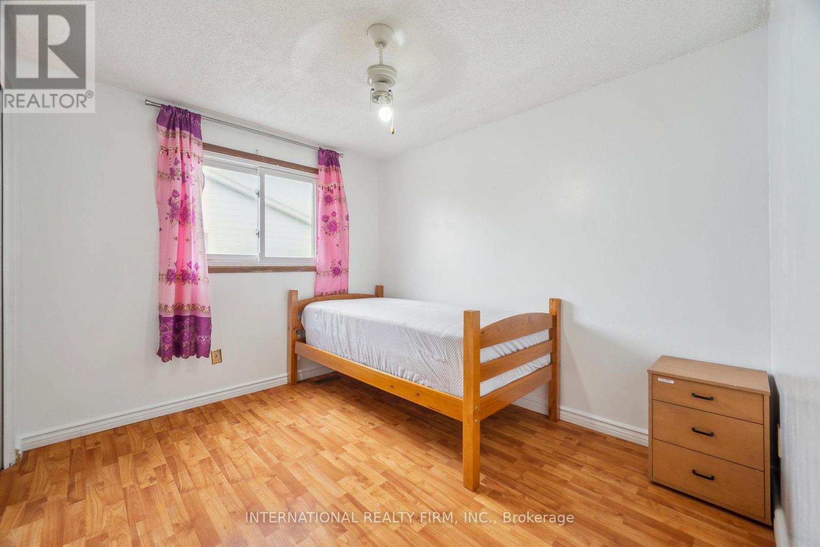 134 Garland Lane, London East, Ontario  N5V 3K8 - Photo 21 - X12459466