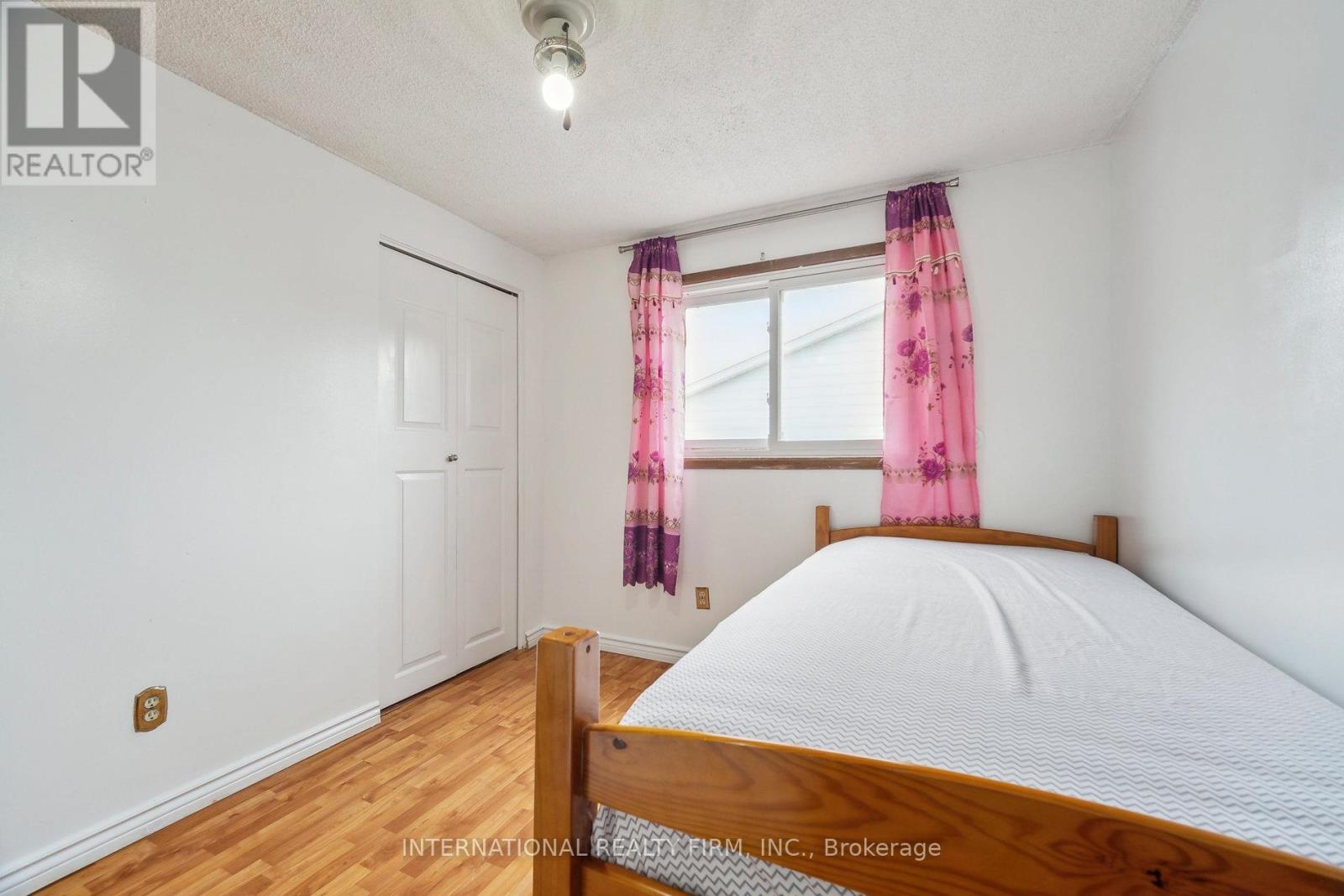 134 Garland Lane, London East, Ontario  N5V 3K8 - Photo 22 - X12459466