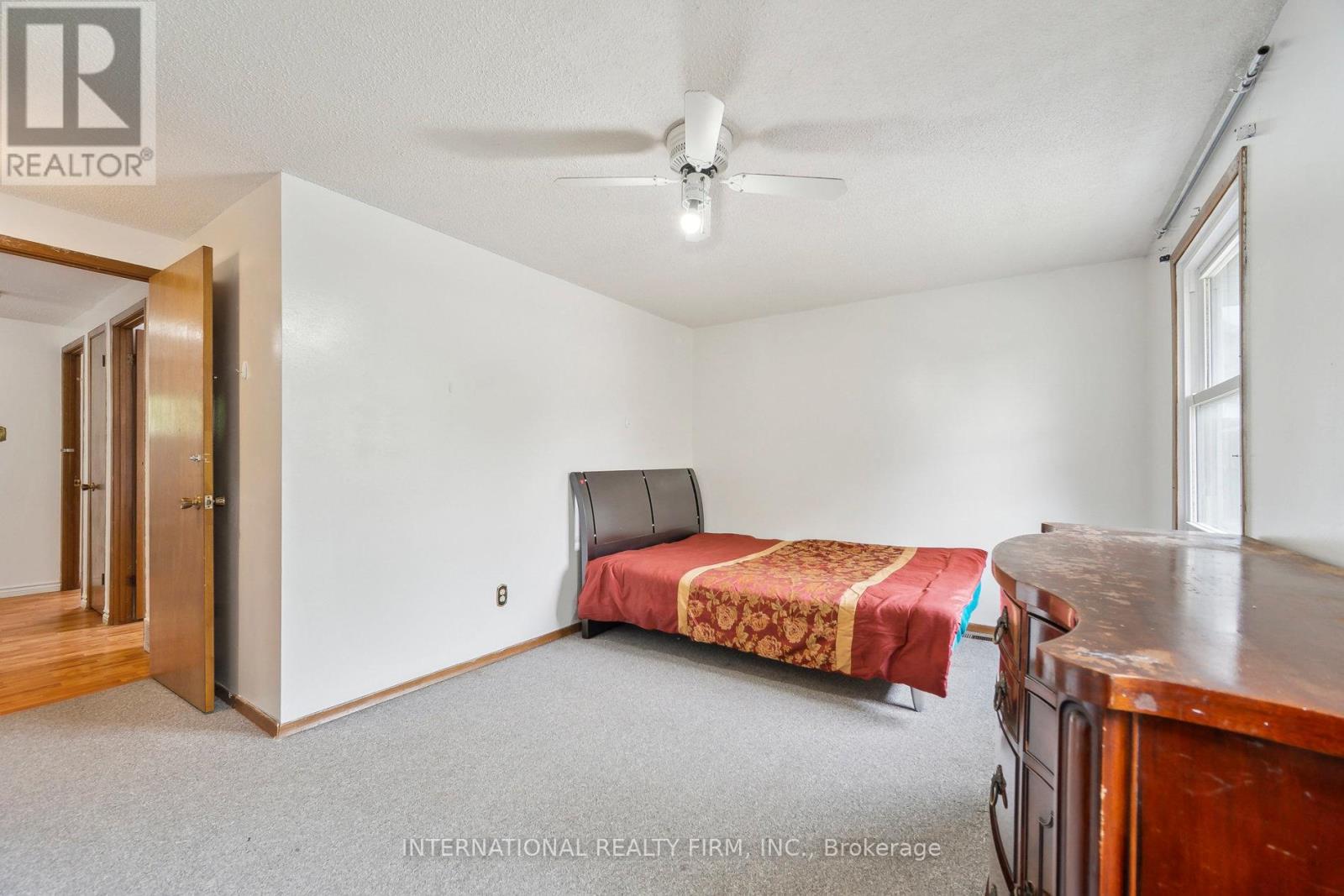 134 Garland Lane, London East, Ontario  N5V 3K8 - Photo 25 - X12459466